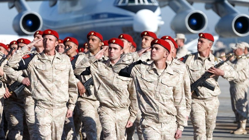 Руска војска на бази Хмејмим