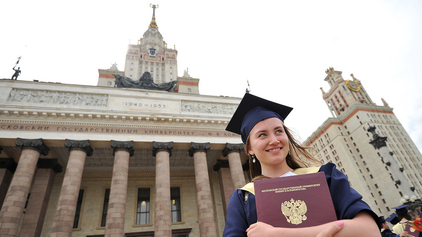 Как да станеш един от 15000 студенти от цял свят, получили безплатно  образование в Русия? - Russia Beyond България