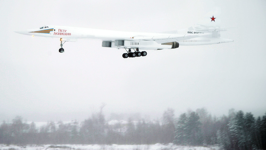 La modernizada versión del bombardero Tu-160.