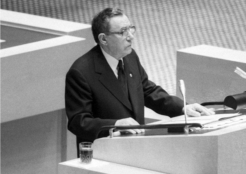 Andrej Gromiko je funkcijo zunanjega ministra opravljal 28 let (1957 - 1985).