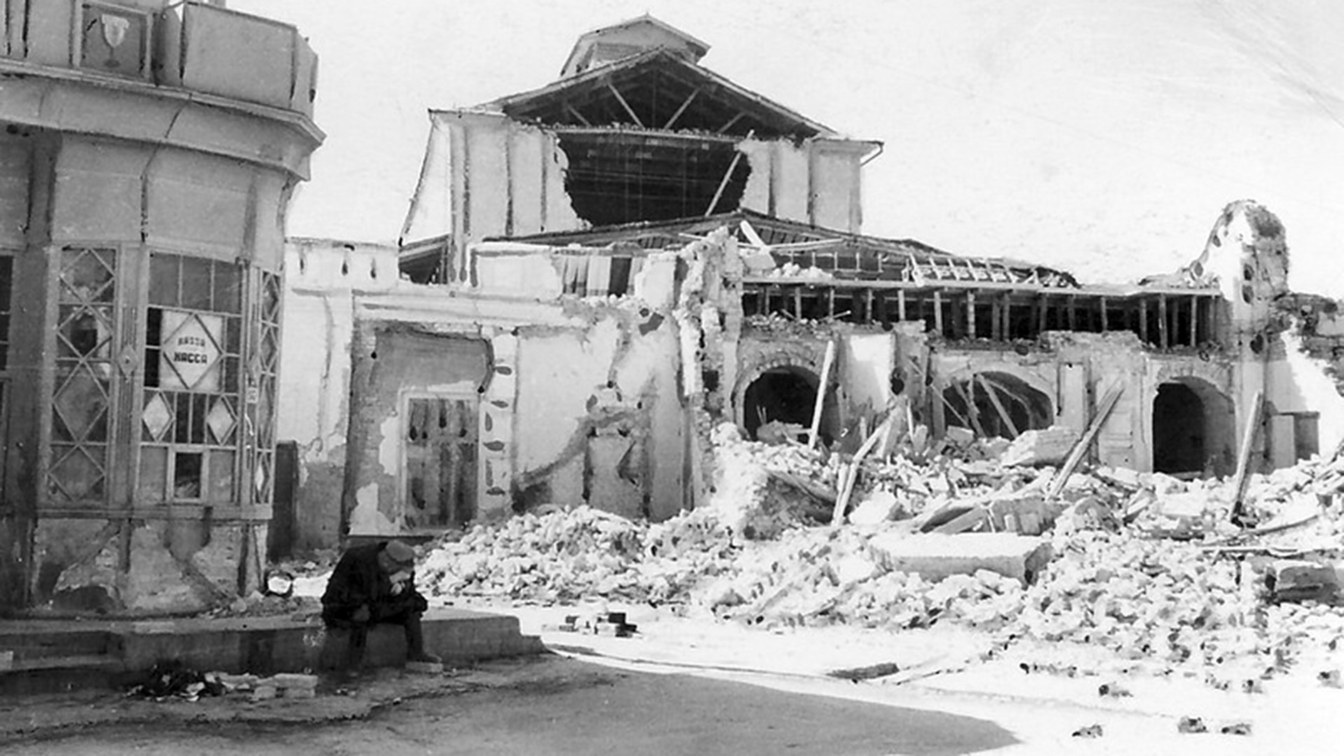 Землетрясение в 50 годах. Землетрясение в Ашхабаде в 1948 году. 1948 6 Октября Ашхабад. Землетрясение в СССР Ашхабад, 1948 год. Ашхабад Туркмения землетрясение 1948.