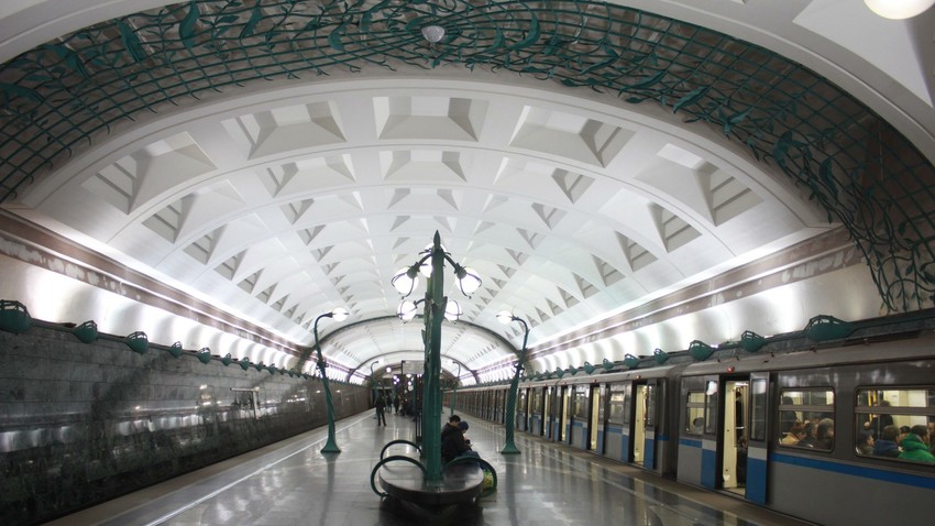 Die neue Moskauer Metro-Station "Slawjanskij Bulwar"