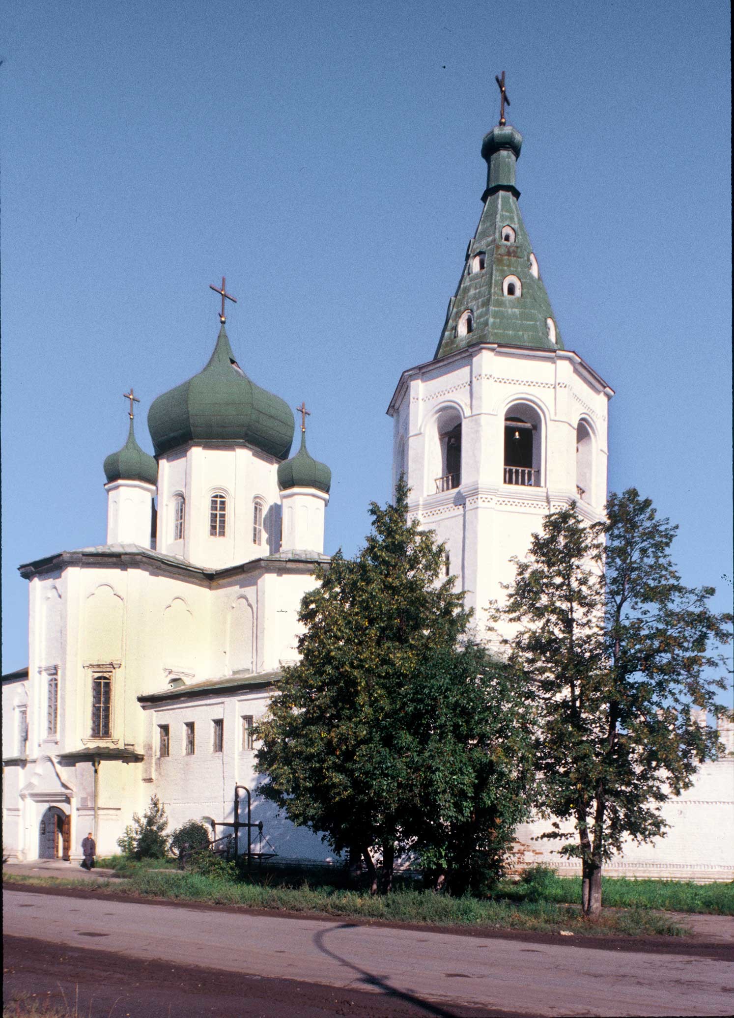 Trinity Monastery. Church of Sts. Peter and Paul&bell tower. Southeast view. Sept. 4, 1999.