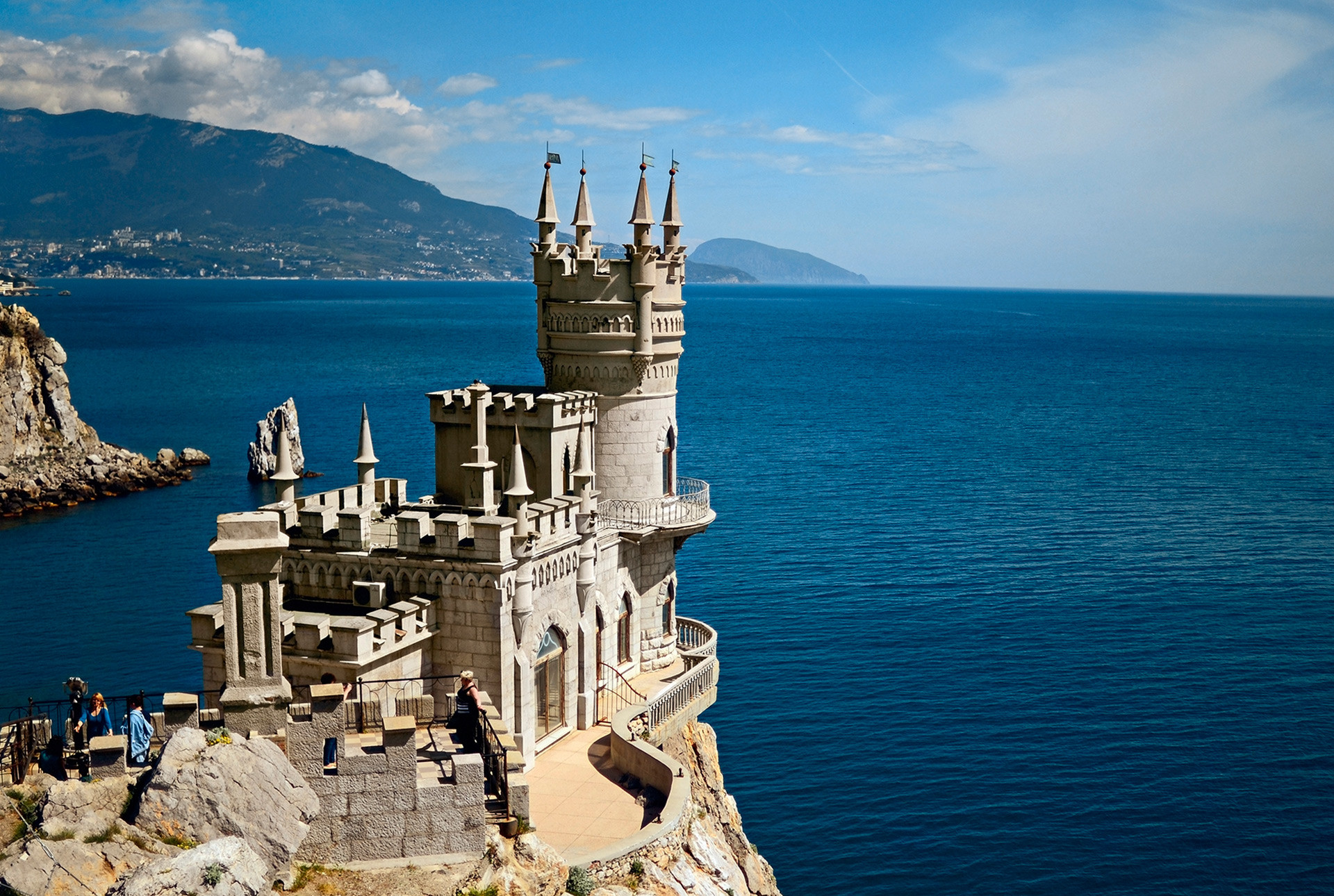 The Swallow's Nest castle