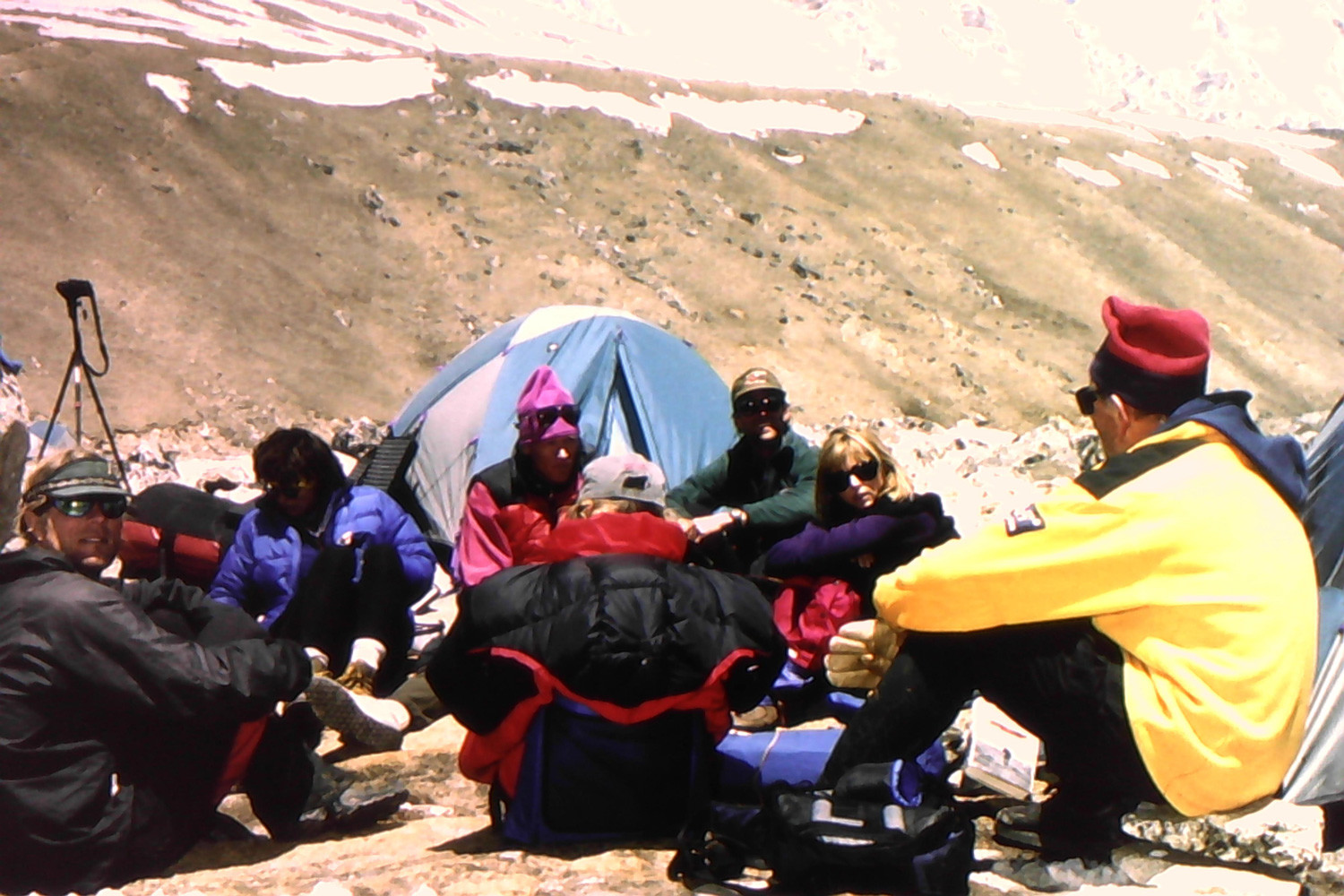 Scott Fischer, Sandy Hill Pitman, Anatoli Boukreev dan pendaki lain di trek Everest.