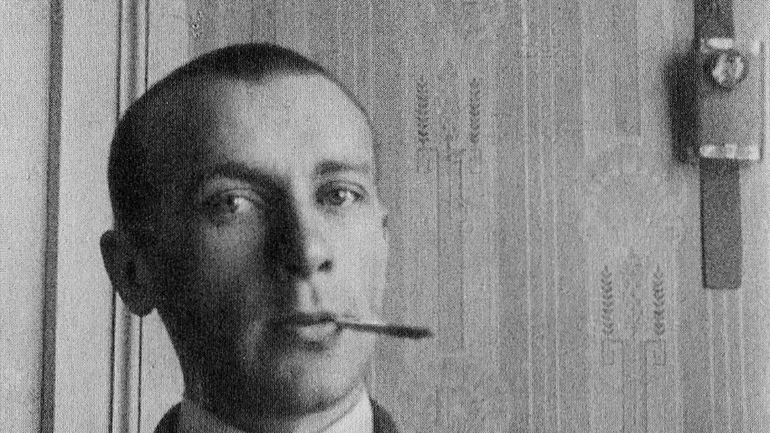 Mihail Bulgakov nekje med leti 1910 in 1920.