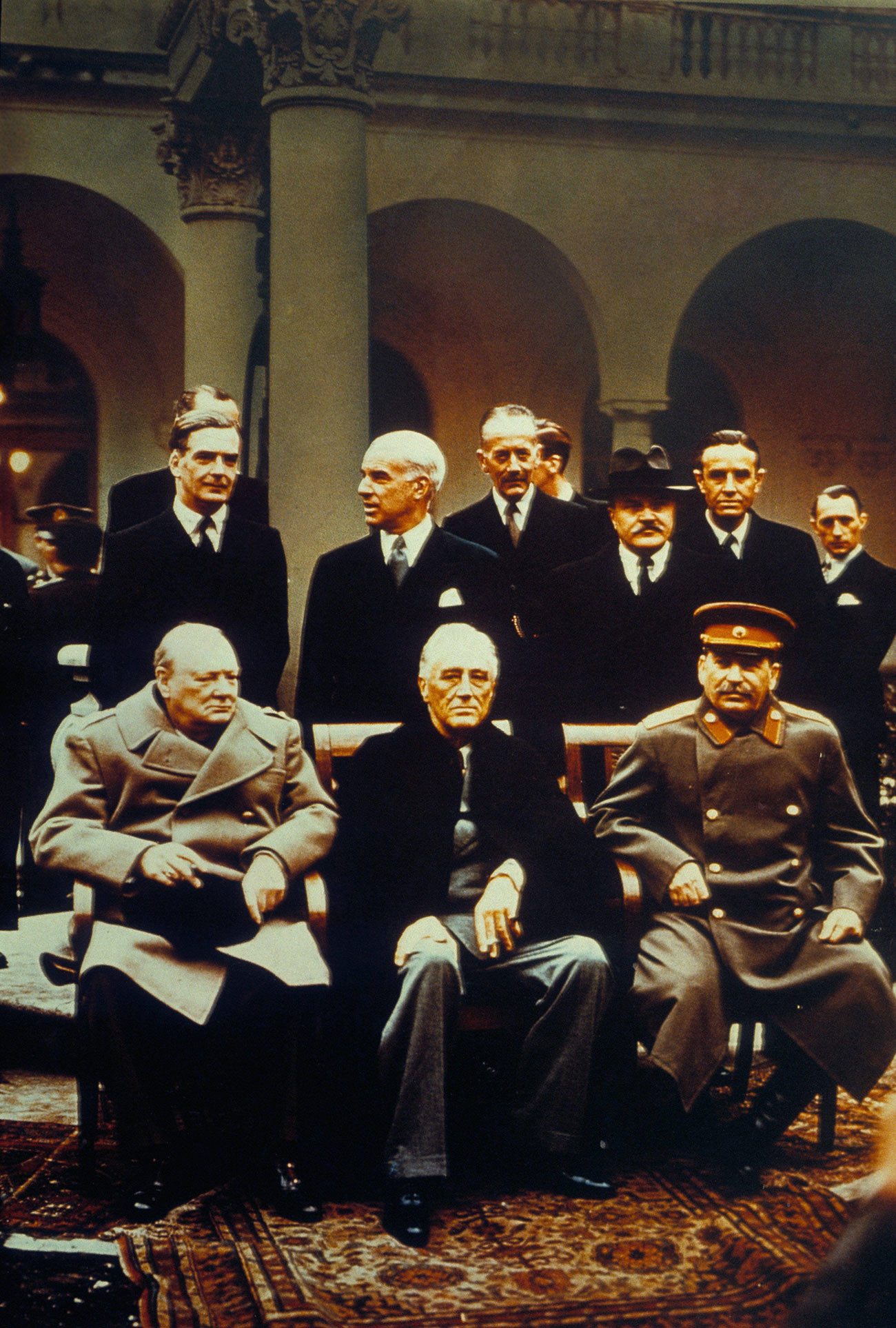 Selama konferensi Yalta, Presiden AS Franklin D. Roosevelt dan delegasinya mendapat 43 kamar di istana ini.