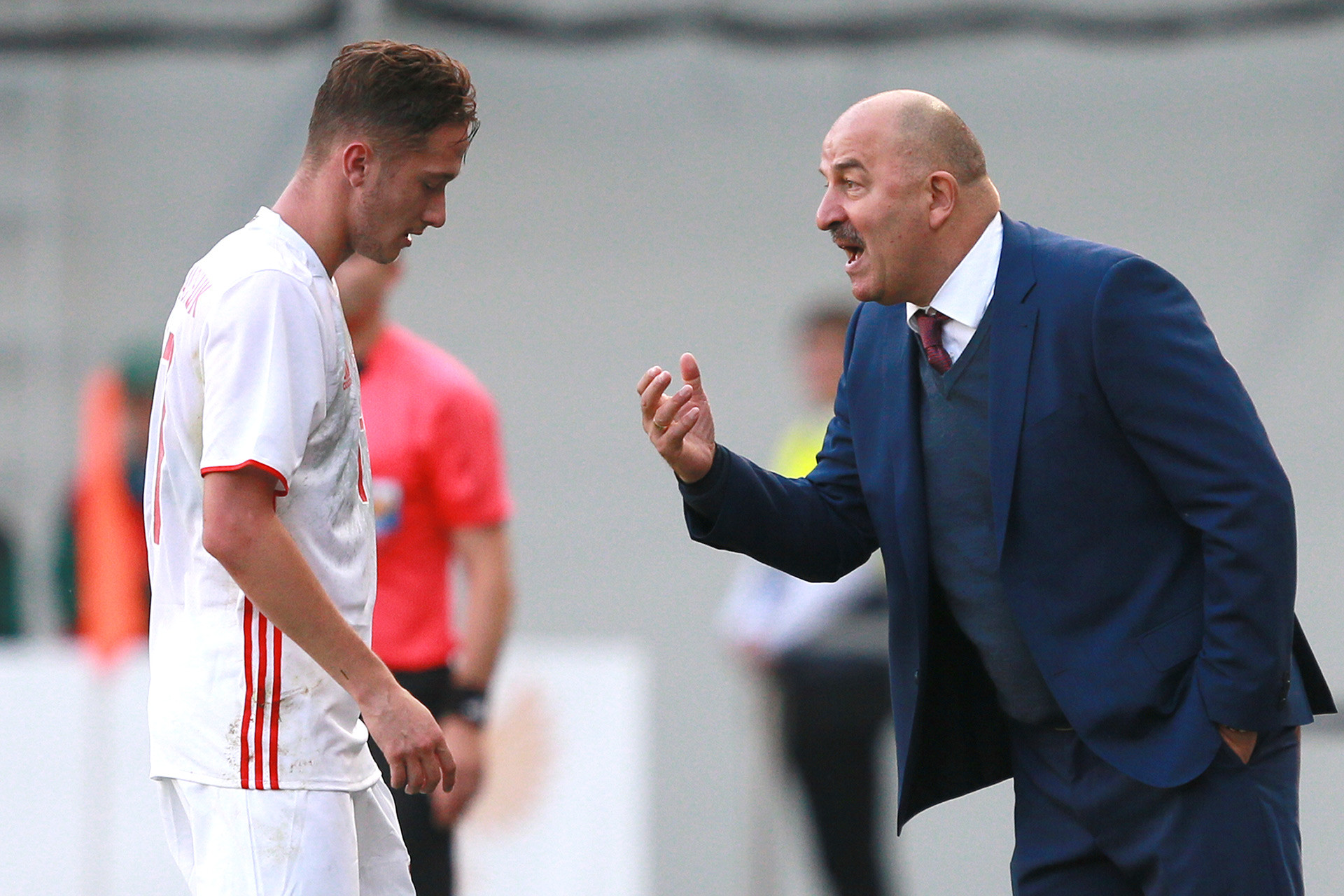 Anton Miranchuk (L) and Stanislav Cherchesov (R)