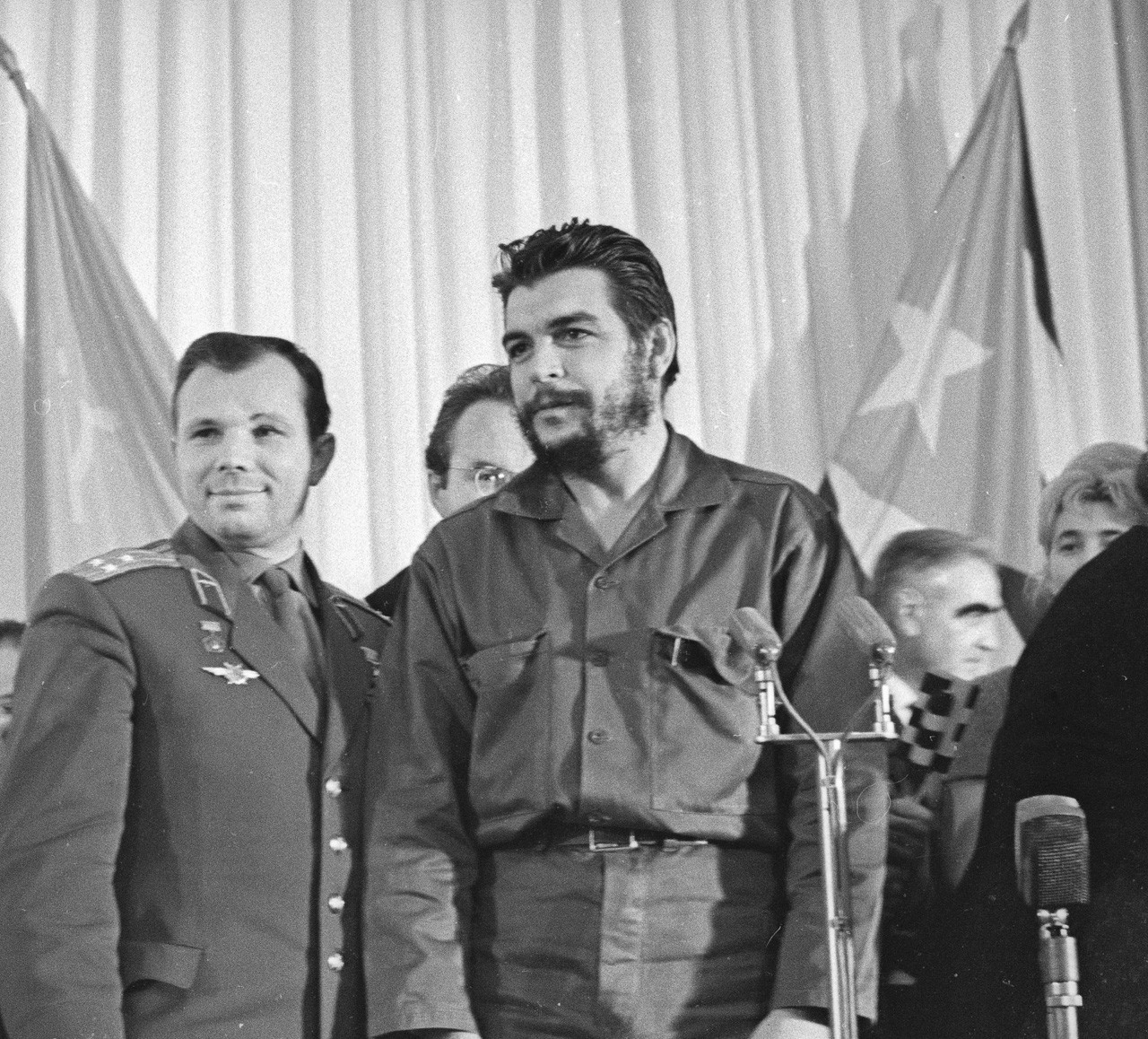 Yuri Gagarin y Ernesto Che Guevara, 11 de noviembre de 1964.