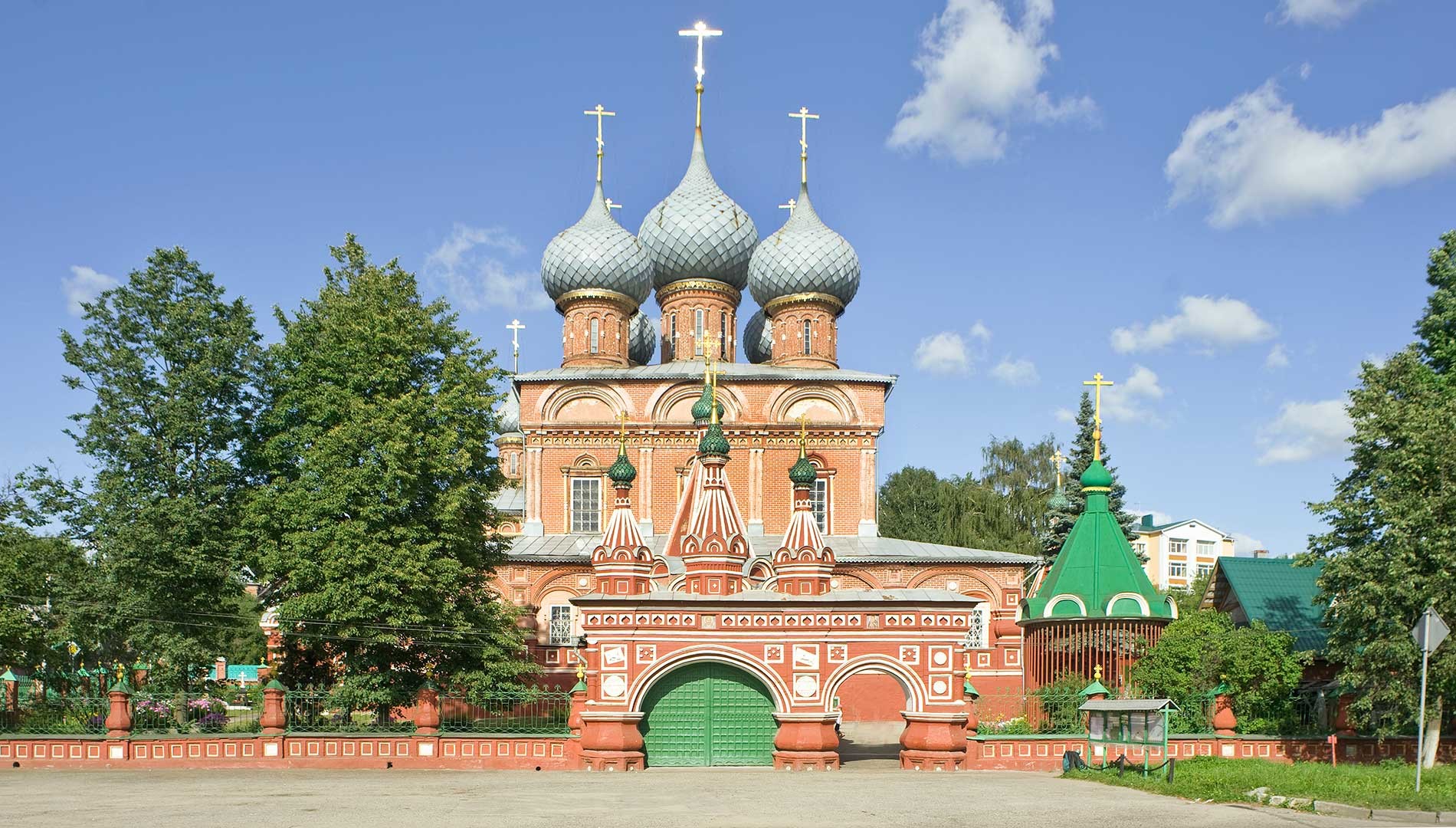 Kostroma. Church of the Resurrection 