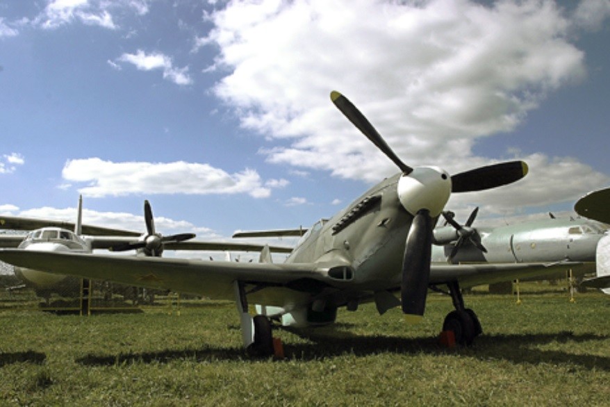 Jurišno letalo Il-2 iz leta 1942 na letališču Monino.