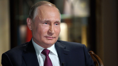 Putin rivela: “Mio nonno era il cuoco personale di Lenin e Stalin”