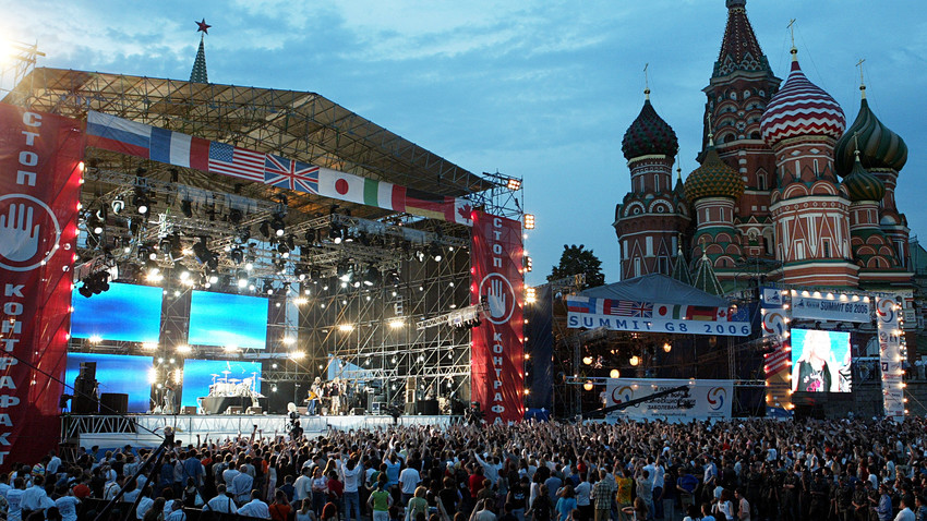 "Wind of change"? Die Scorpions spielten 2006 vorm G8-Gipfel in Sankt Petersburg auf dem Roten Platz in Moskau.