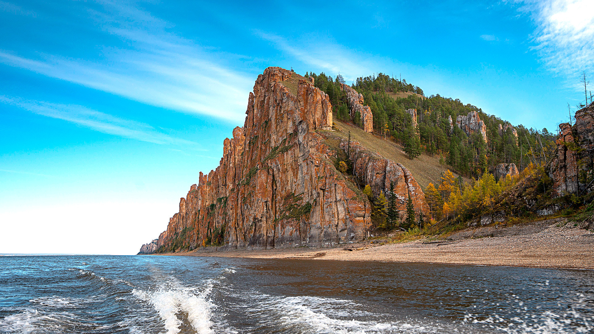 The severe climate doesn't make Yakutia worse - but it's definitely better to visit it in summer if you are not used to low temperatures.