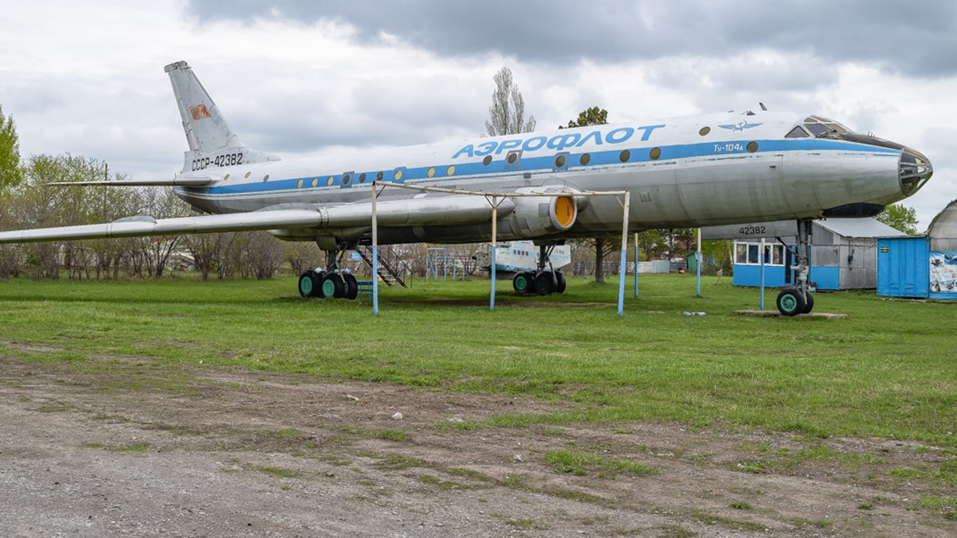O Tu-104A em Berdsk. Foto de 2017. 
