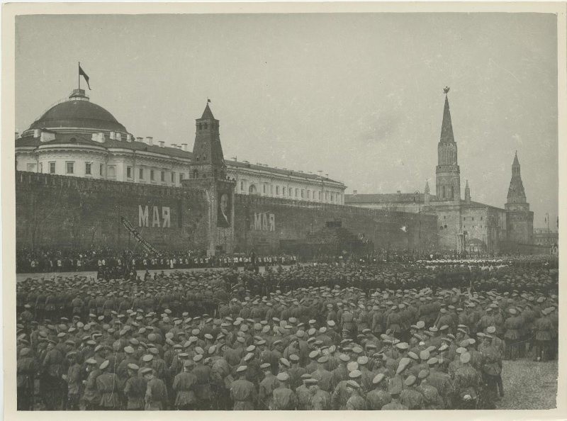 Primero de mayo de 1925 en la Plaza Roja, Moscú.
