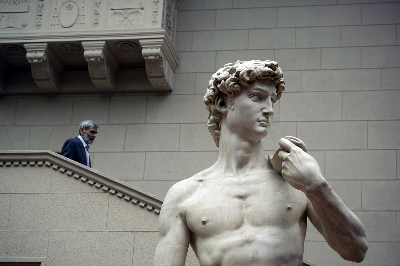 Статуя Давида Микеланджело в Пушкинском