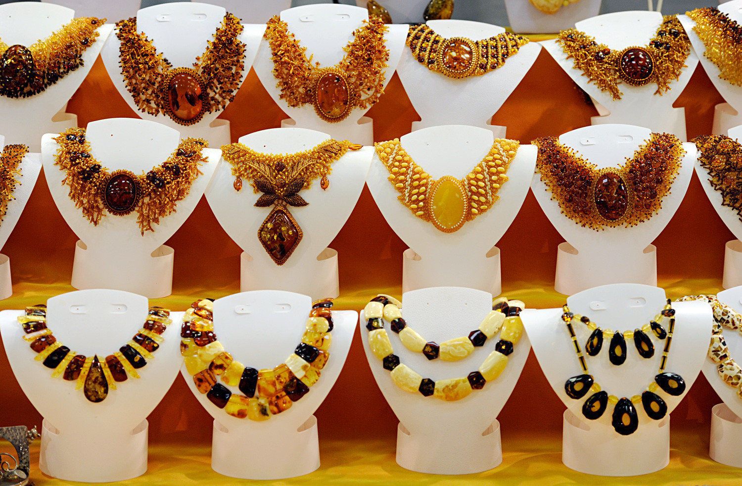 A wide variety of amber necklaces