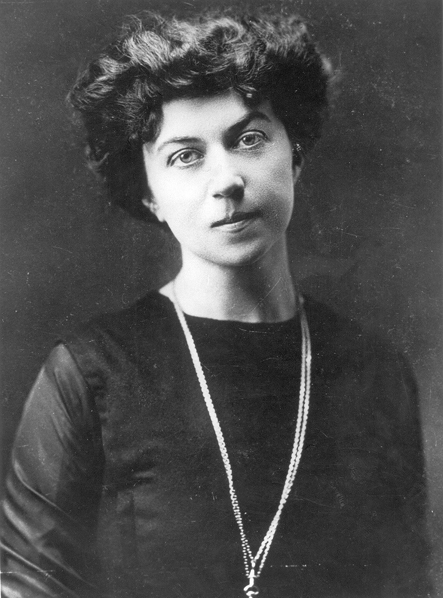 Alexandra Kollontai in her younger years