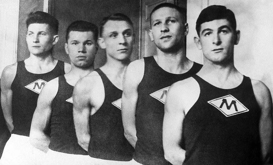 Московски баскетболен отбор, началото на 1940-те години