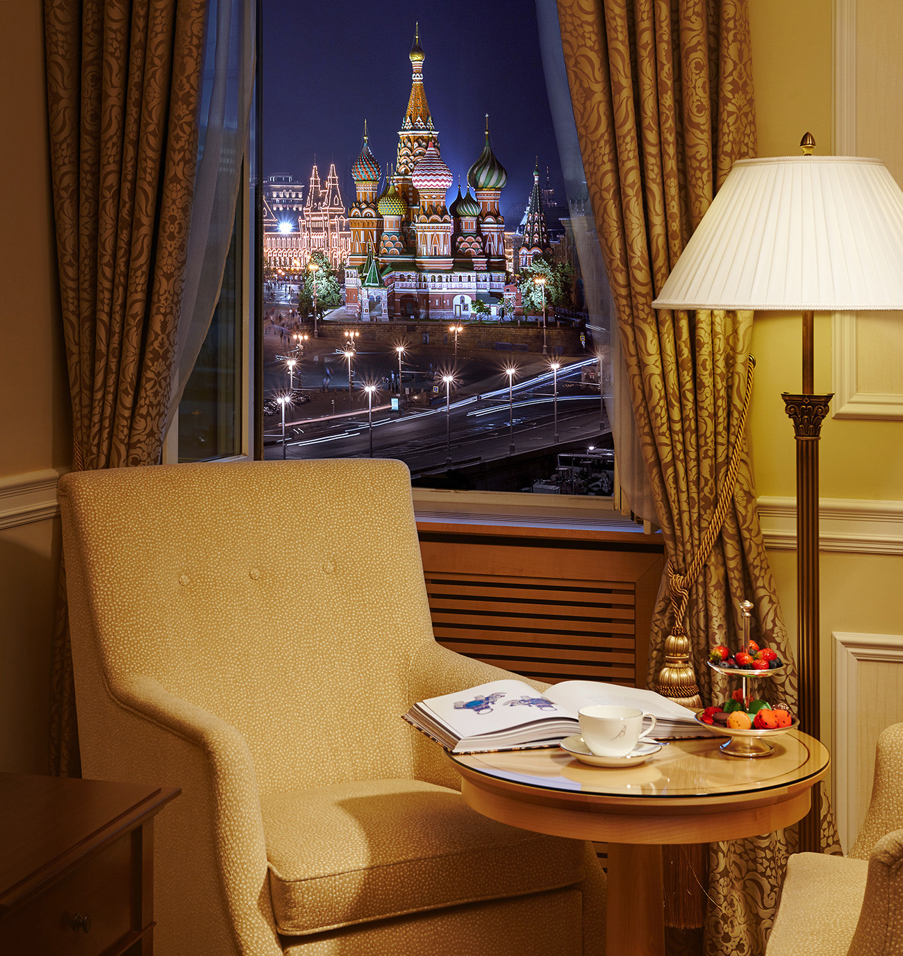 A Kremlin-view room in Baltschug Kempinski