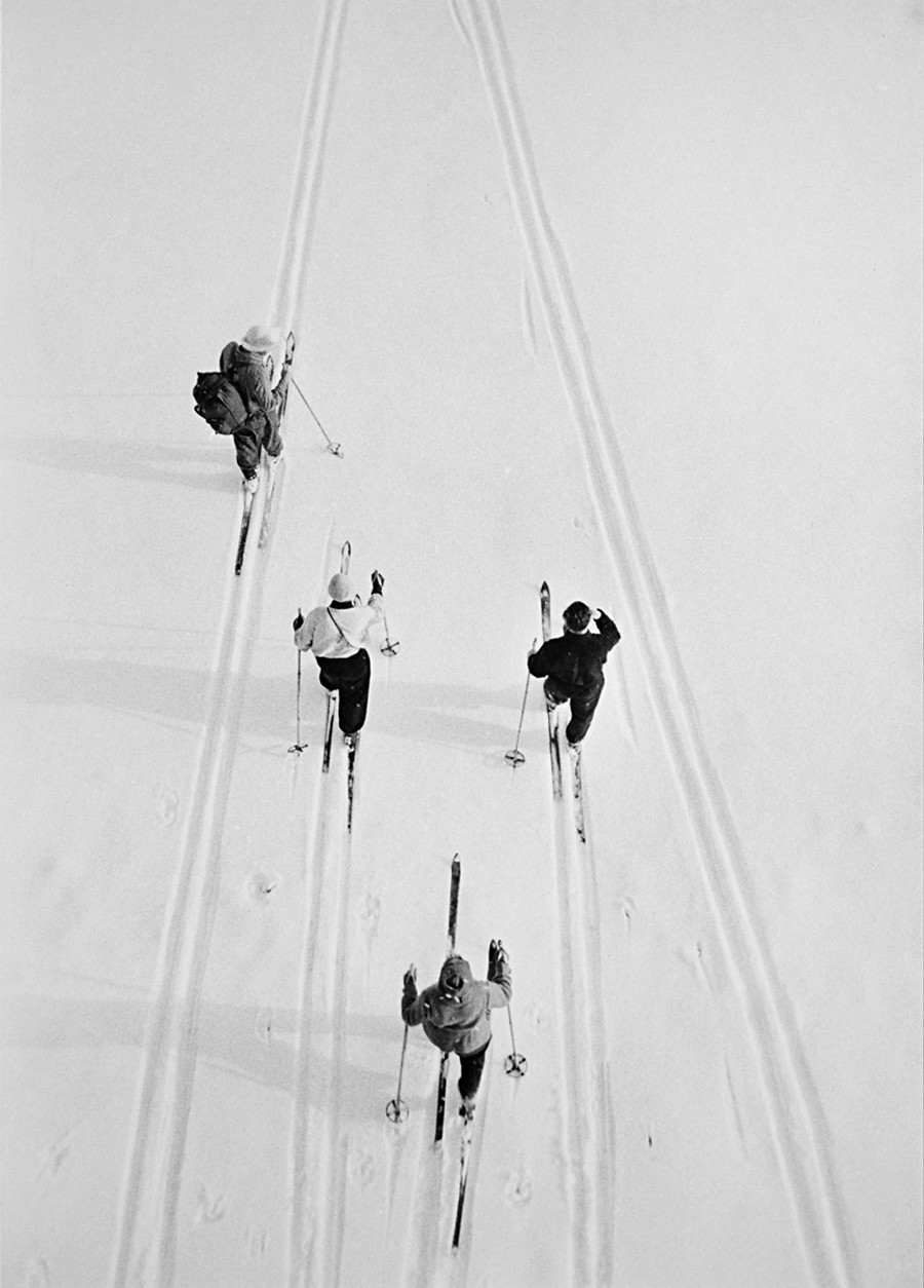 スキーヤー、1957年