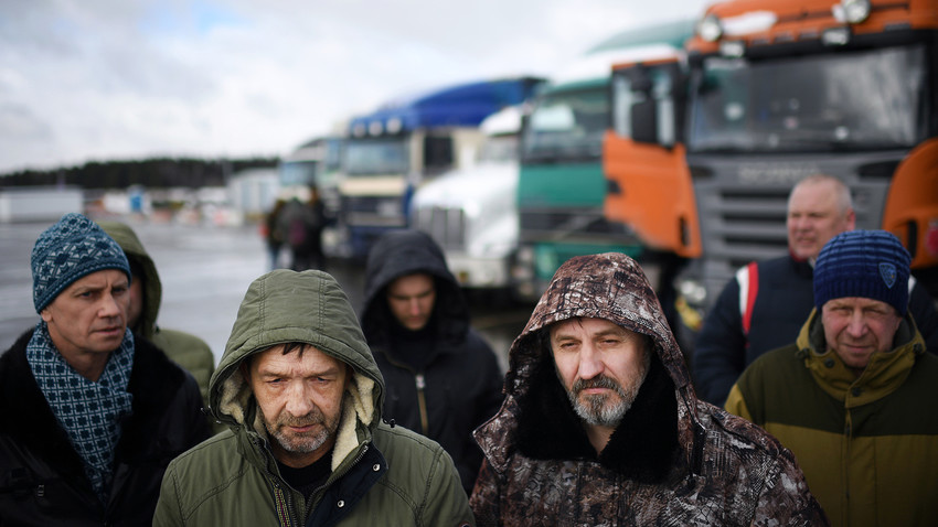 Caminhoneiros em protesto contra sistema Platon, na região de Moscou