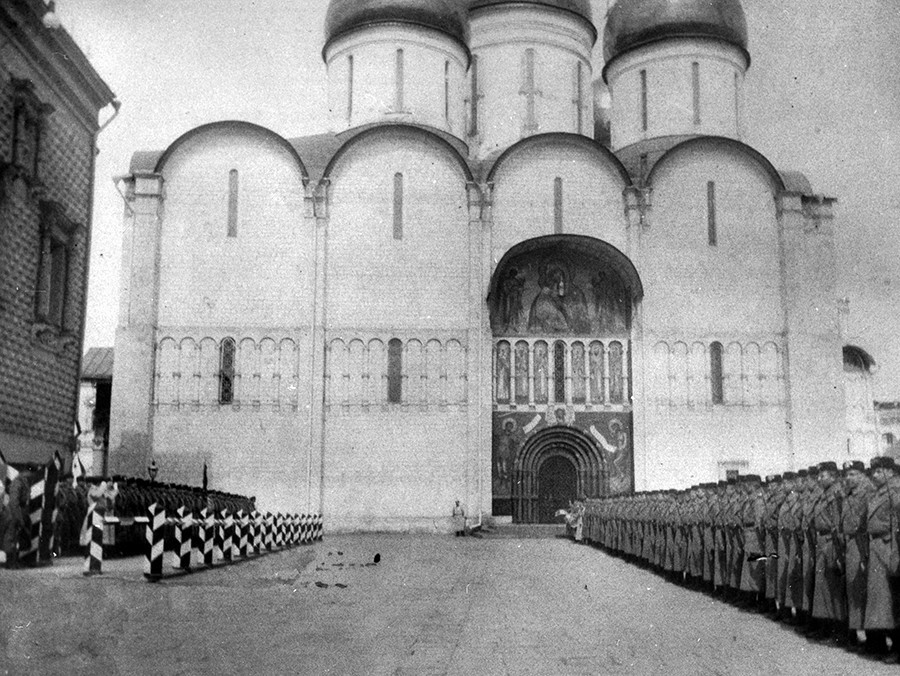 Sede da Polícia no Kremlin de Moscou, em abril de 1900