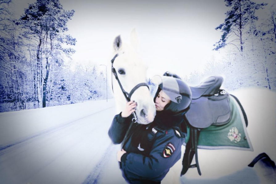 A cabalo bajo la nieve 