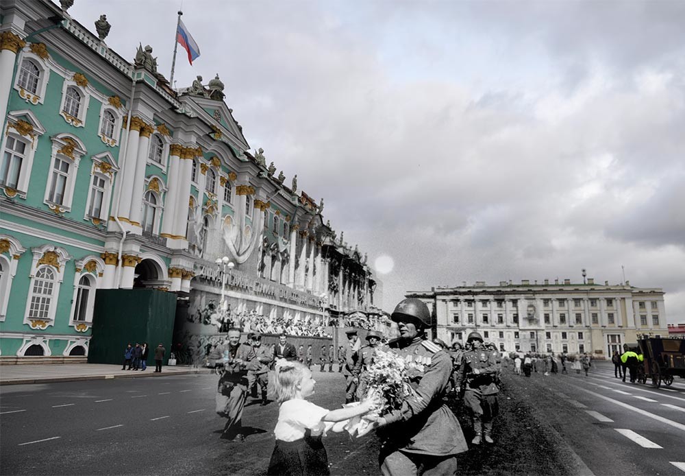 Leningrado, (actual San Petersburgo), 1945-2013. Agrupación de soldados soviéticos en la Plaza del Palacio.