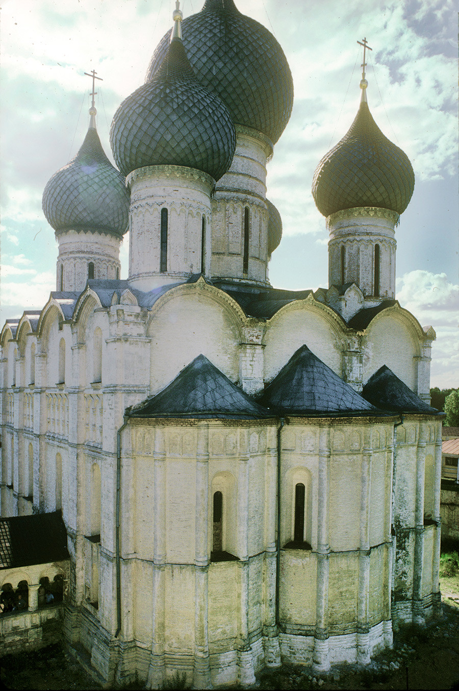 ウスペンスキー聖堂。鐘楼から南東を望む。1995年6月28日。