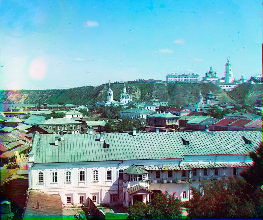 Tobolsk. View toward north from bell tower of Znamensky Monastery. Church of Sts. Zacharias&Elizabeth (left), Epiphany Church. Background: Tobolsk kremlin with Regional Administration, St. Sophia Cathedral, bell tower and Rentereya (