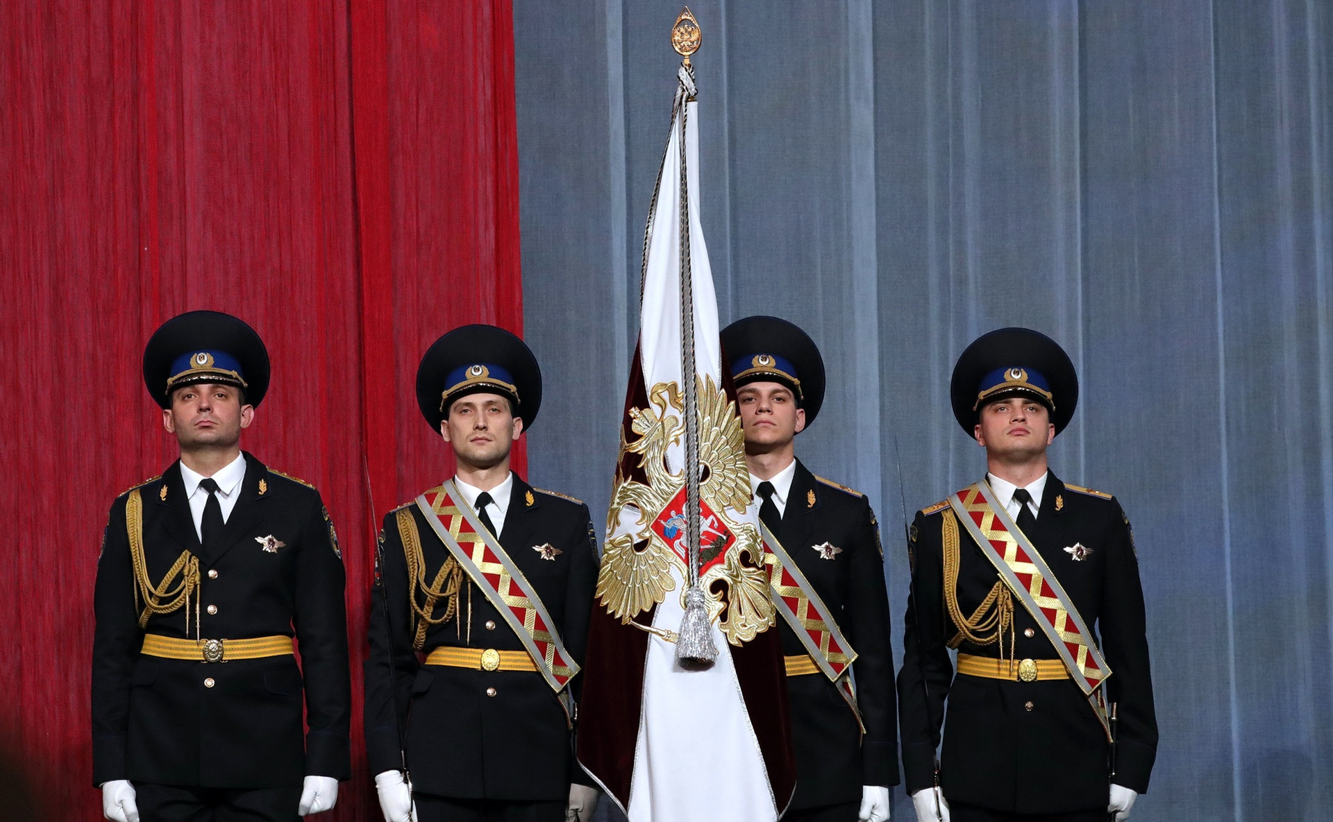 Pripadnici Rosgvardije (Ruske nacionalne garde) na prijemu u Kremlju, ožujak 2017.

