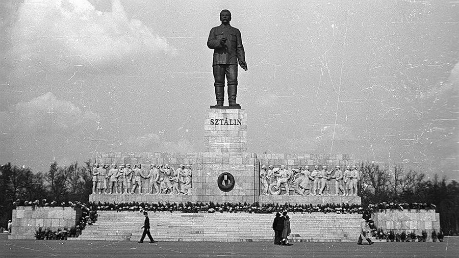 Monumen Stalin di Budapest