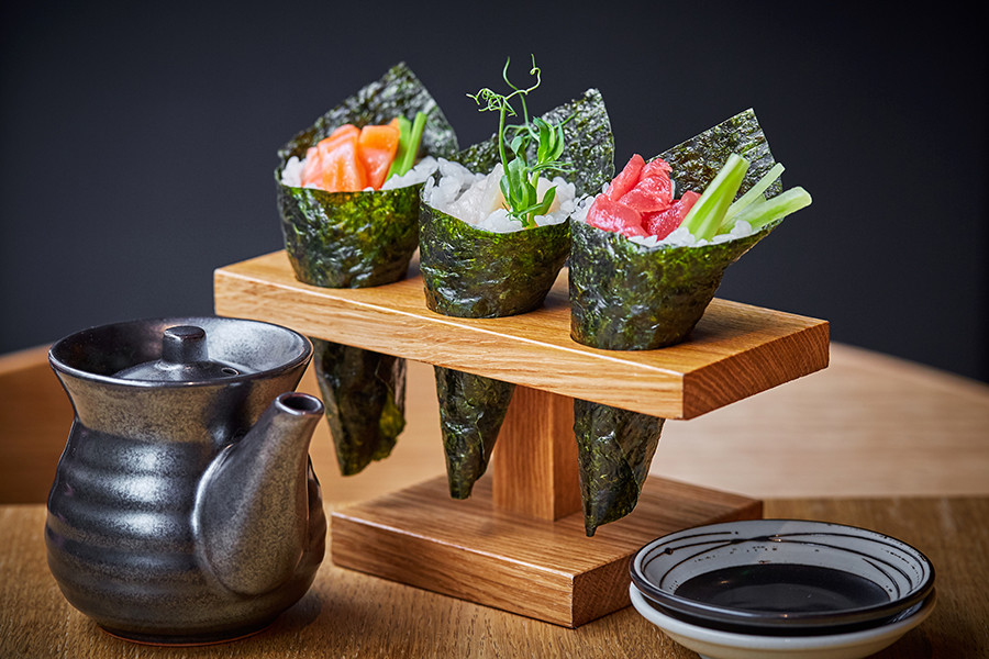 Hand rolls