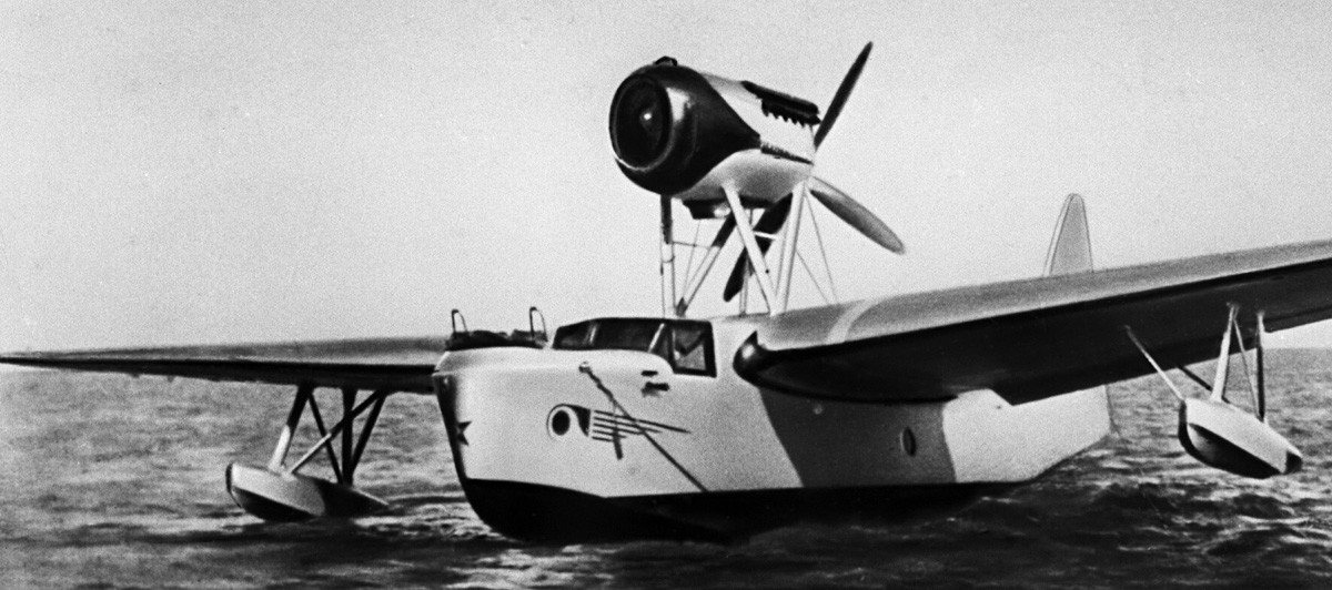飛行艇MBR-2はG.M.ベリエフの指導で開発され、 1932年5月3日に初めて空を飛んだ。 第二次世界大戦の時に使用されていた。
