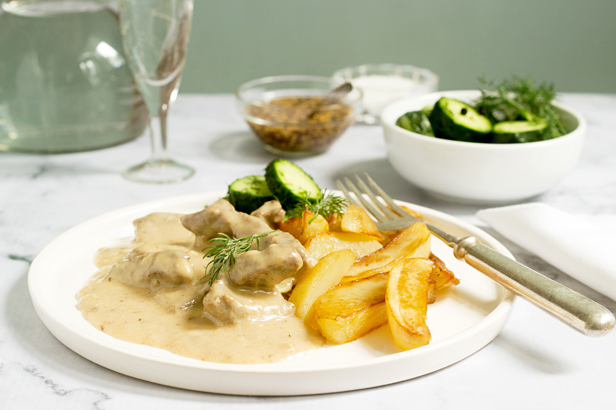 Beef stroganoff