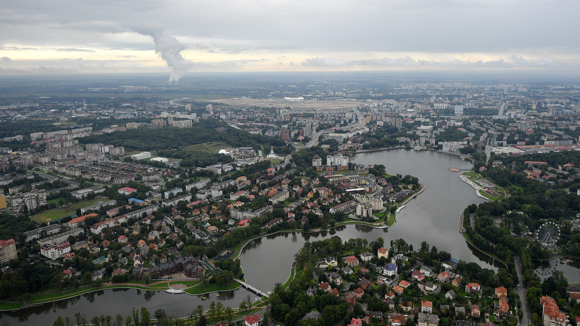 Panorama Kaliningrada in otoka Oktjabrski