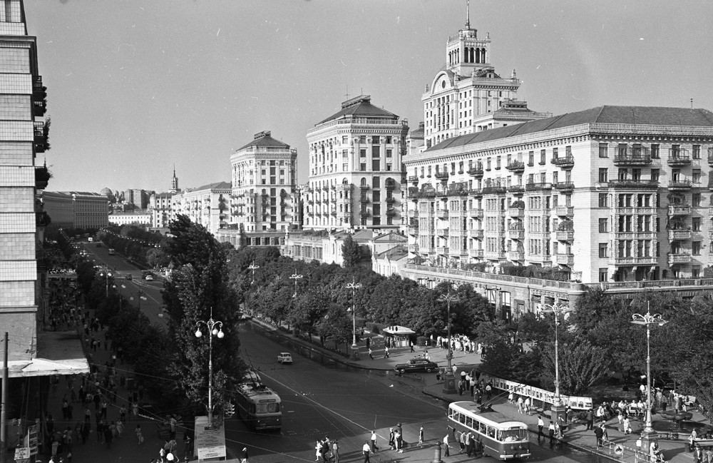 Rue Krestchatik, Kiev (Ukraine), 1969