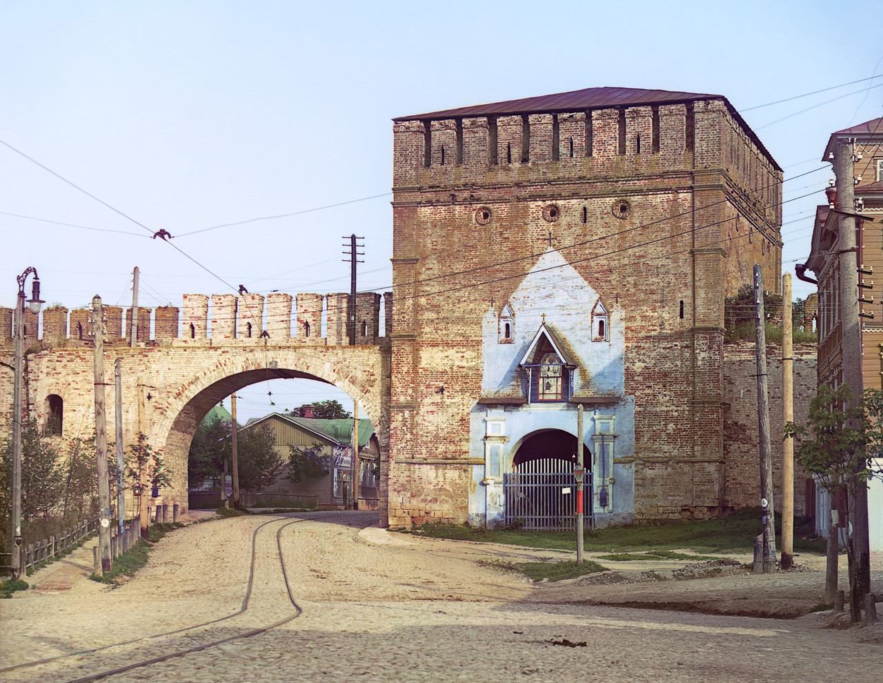Portões Nikolskie, na cidade de Smolensk.