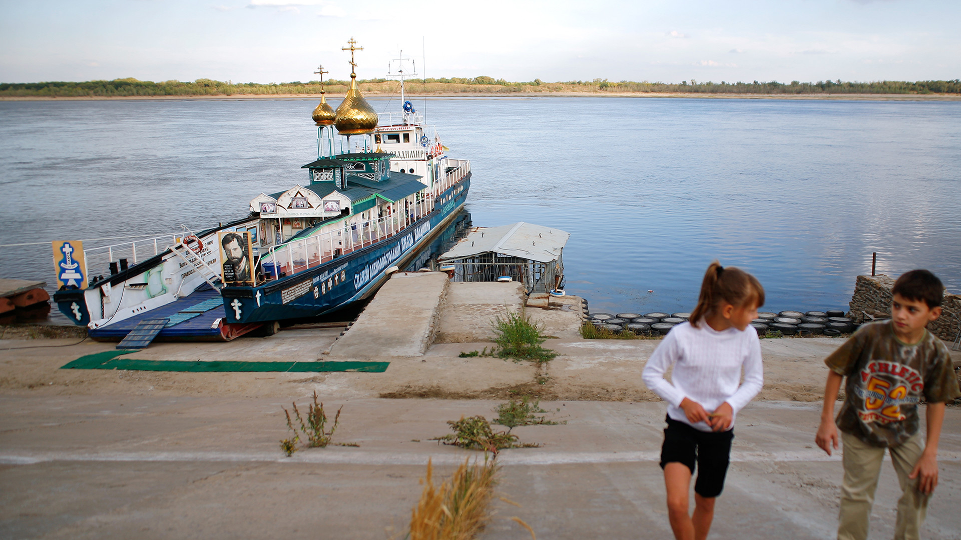 Floating church "St. Vladimir" built on assault landing ship "Olekma."