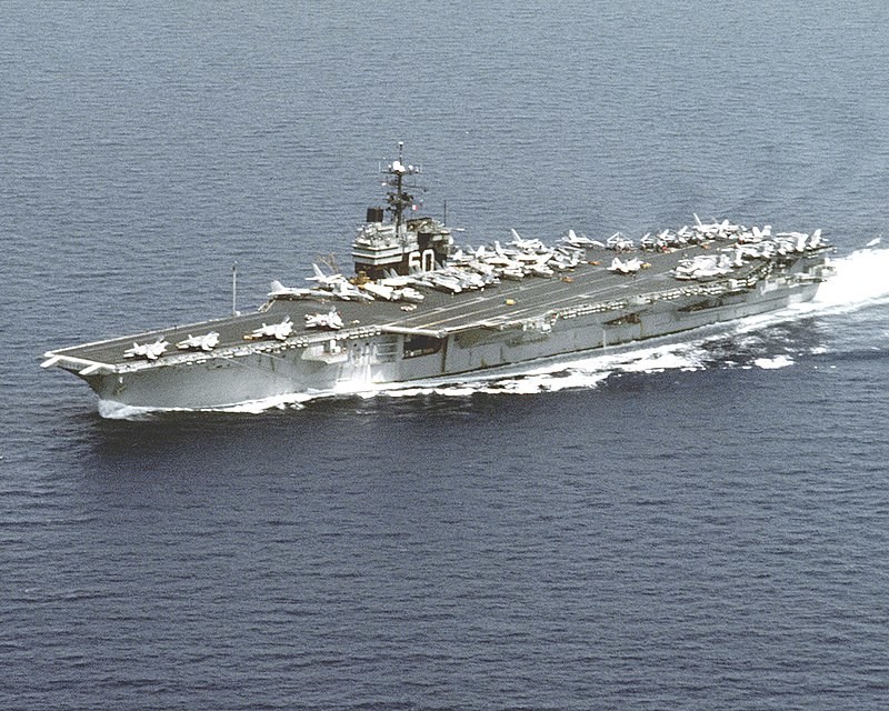 Амерички носач авиона USS Saratoga 