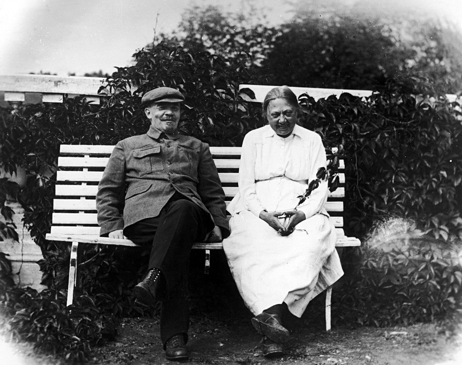 Vladimir Lenin with his wife Nadezhda Krupskaya at Gorky, Moscow region, 1922 