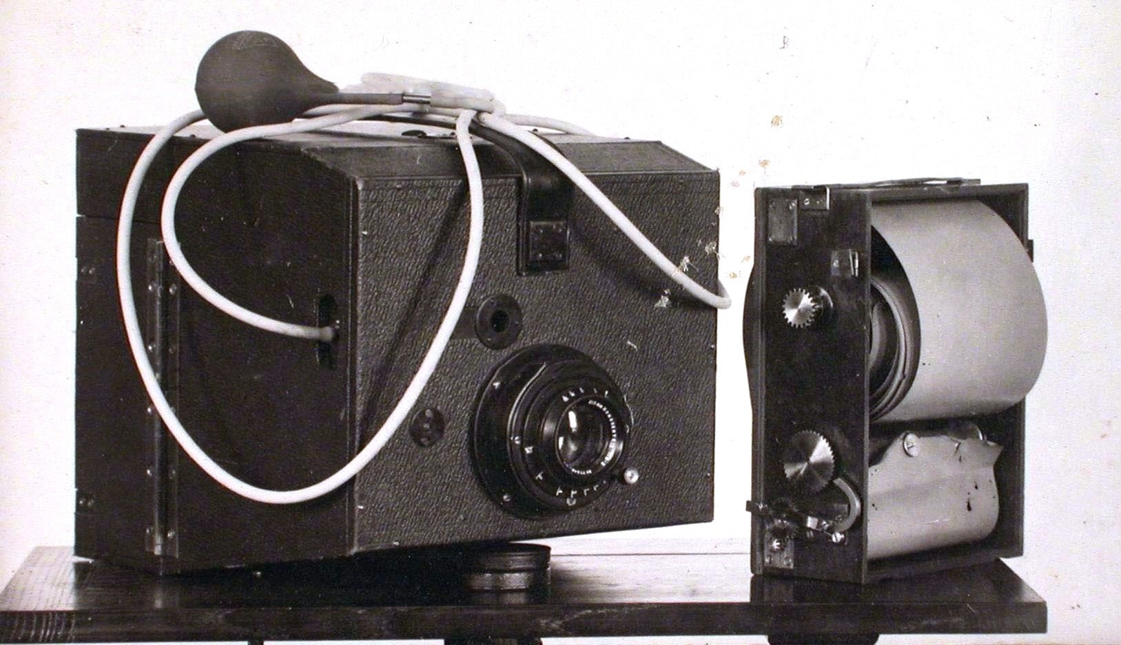 Фотоапаратът на Потте, 1913 г.