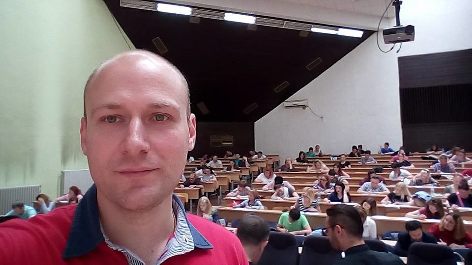 На испит по руски јазик во Скопје. 