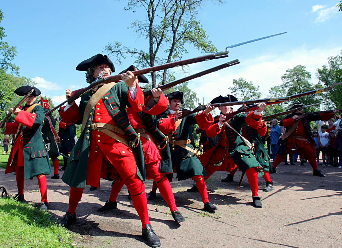 Празненства в Санкт Петербург по повод годишнина от битката при Полтава от 1709 година