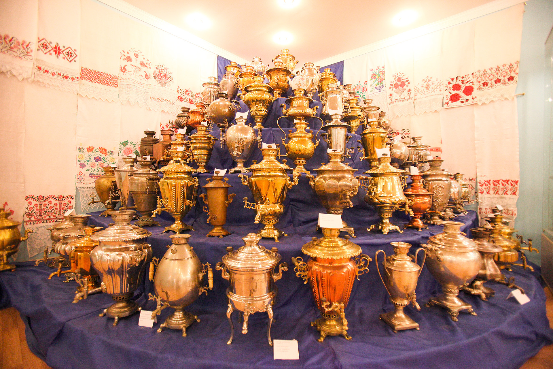 カシモフ市にある「ロシアのサモワール」博物館の展示物