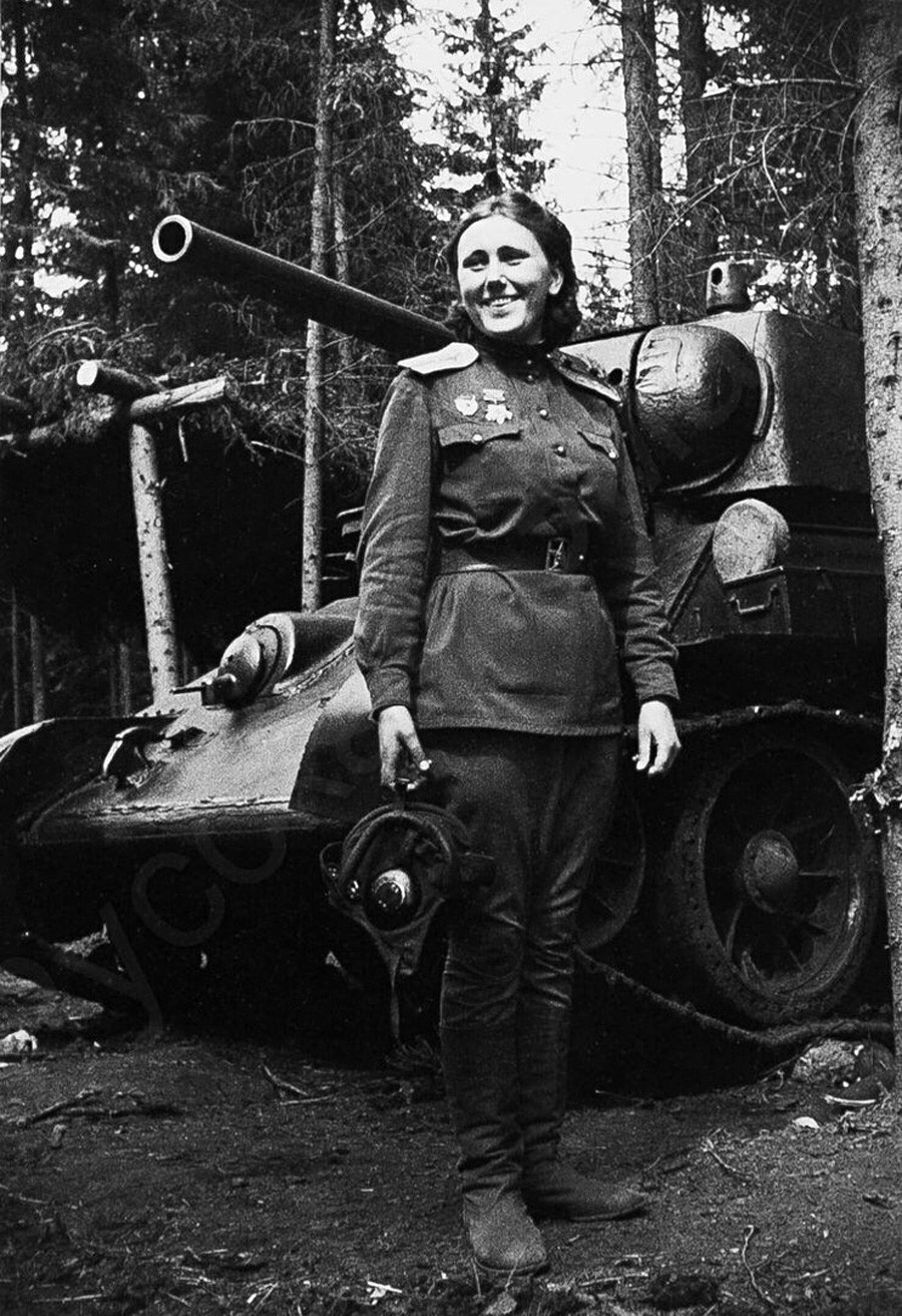 Александра Самусенко командир танкового батальона