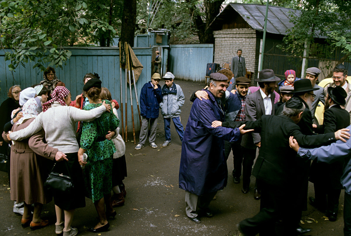 Juden auf einer Hochzeit während der Sowjetzeit.