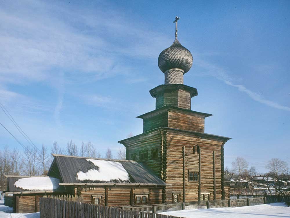 Belozersk. Gereja Nabi Elia, penampakan dari sisi barat daya. 3 Maret 1998.